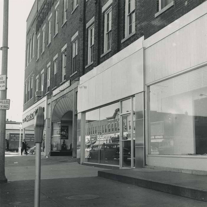 storefront, Iowa History, Waverly, IA, Waverly Public Library, Iowa, history of Iowa, Businesses and Factories