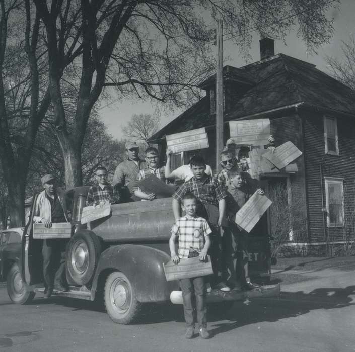 history of Iowa, house, boys, Waverly Public Library, Iowa, car, Civic Engagement, cub scouts, Iowa History