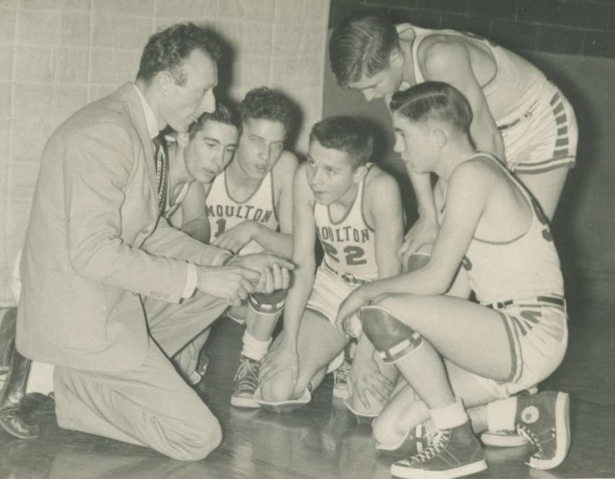 history of Iowa, Iowa History, coach, high school, Fowler, Wade, Moulton, IA, basketball, jersey, basketball team, Iowa, Schools and Education, Sports