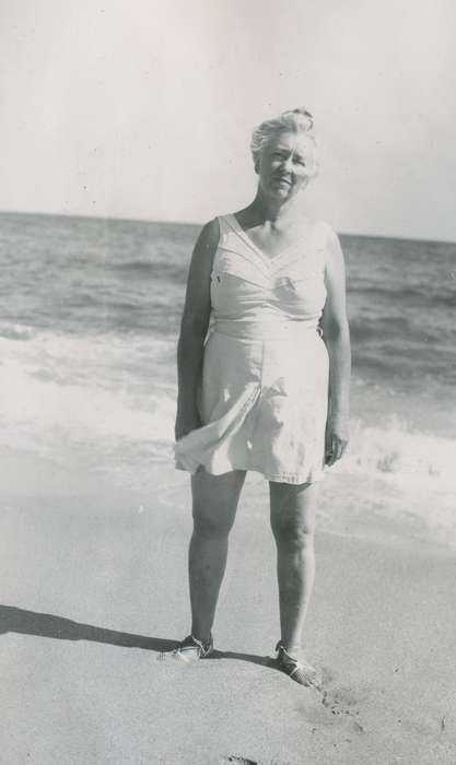 history of Iowa, Iowa History, ocean, Lakes, Rivers, and Streams, Hollywood, FL, beach, Iowa, bathing suit, McMurray, Doug, swimsuit, Portraits - Individual