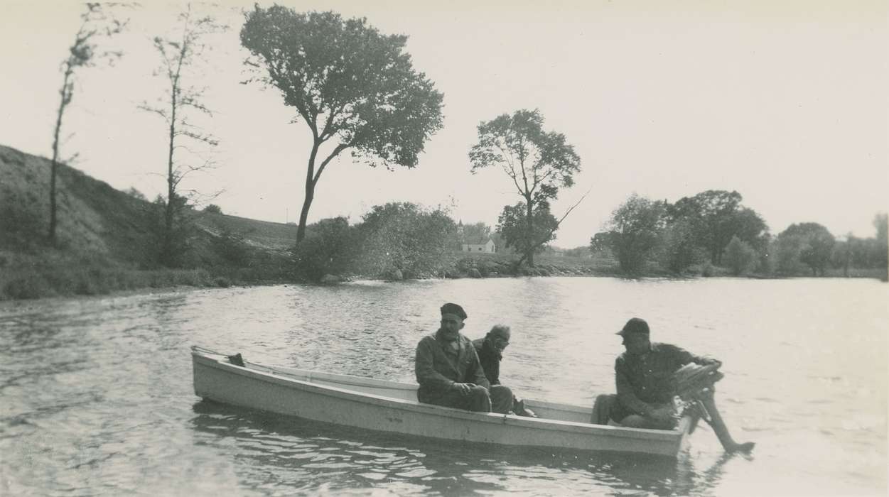Elderkin, Don, Spring Lake, MN, Lakes, Rivers, and Streams, fishing, Iowa History, Iowa, history of Iowa, Portraits - Group, motorboat, lake, Outdoor Recreation, boat, tree