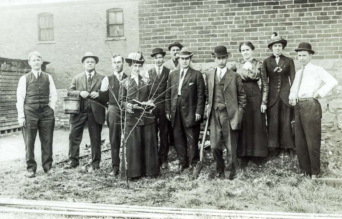 Portraits - Group, Iowa, shovel, bucket, book, Anamosa, IA, Anamosa Library & Learning Center, history of Iowa, Iowa History