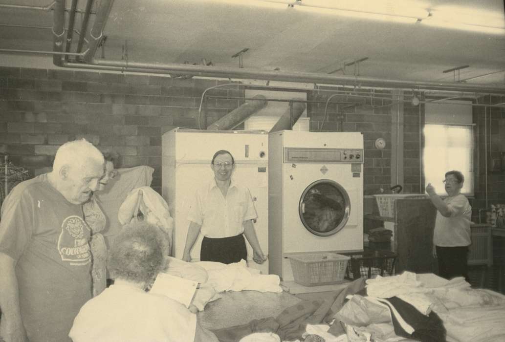 history of Iowa, Portraits - Group, Waverly Public Library, baskets, Waverly, IA, Iowa, laundry, Iowa History, machine, glasses, pipeline, old people, people, clothes