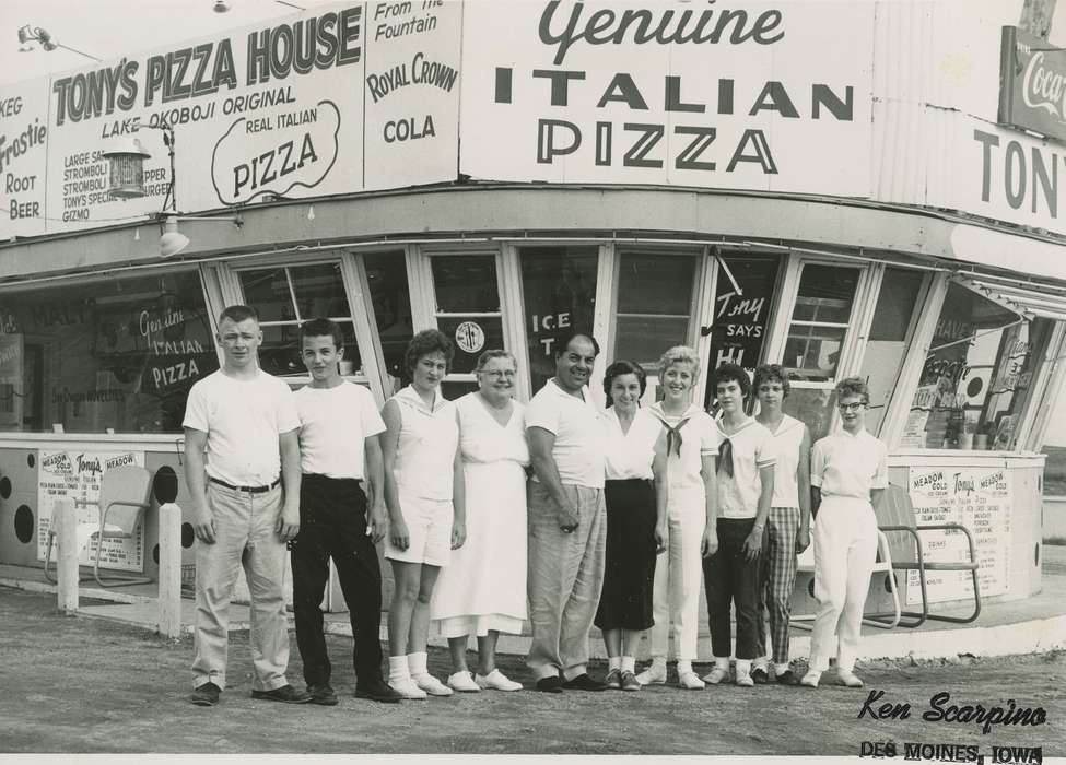 Portraits - Group, italian american, Campopiano Von Klimo, Melinda, history of Iowa, Iowa History, Families, Iowa, pizza, Food and Meals, Children, Okoboji, IA
