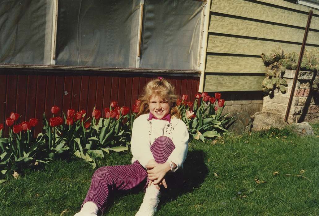 history of Iowa, Iowa History, lawn, Reinbeck, IA, Iowa, cactus, Homes, flower, Children, East, Lindsey, Portraits - Individual