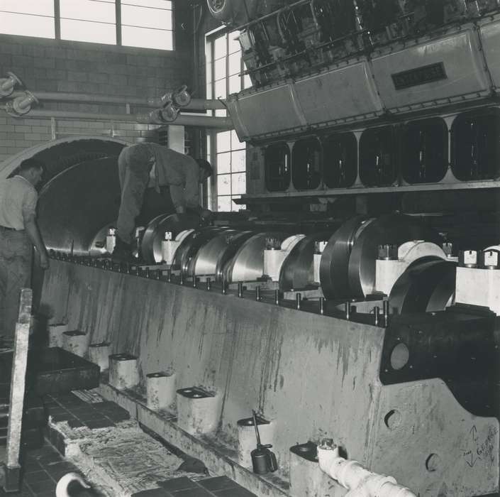 history of Iowa, factory, Businesses and Factories, Waverly, IA, Waverly Public Library, working men, Iowa, machinery, Iowa History