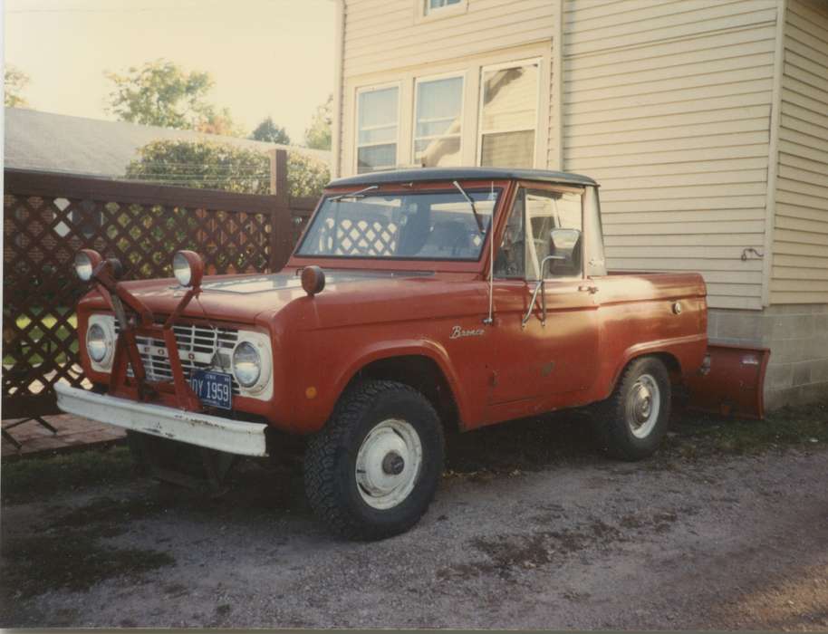 suv, snowplow, history of Iowa, Iowa History, pickup truck, IA, Motorized Vehicles, ford, Wilson, Anna, Iowa, correct date needed
