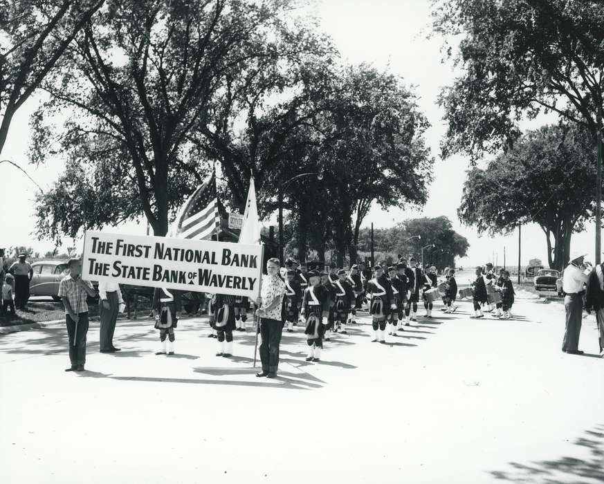 history of Iowa, Iowa, Entertainment, Iowa History, Waverly Public Library, parade, marching band