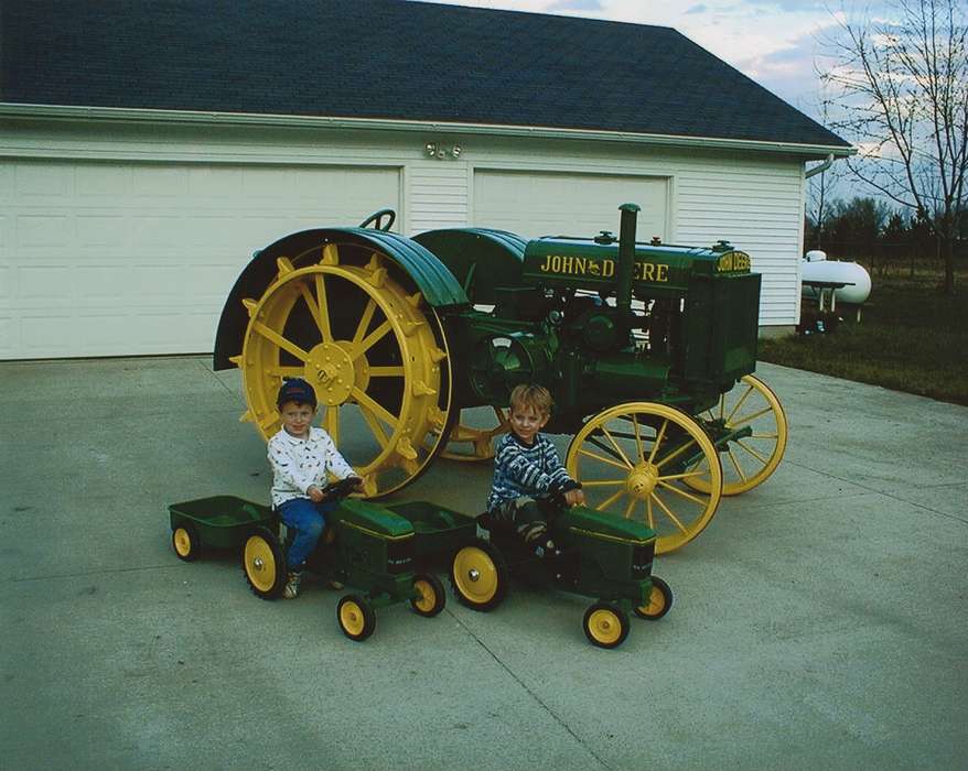 Linden, IA, Iowa, driveway, Simmons, Barbara, john deere, Children, Farming Equipment, tractor, history of Iowa, Motorized Vehicles, Iowa History