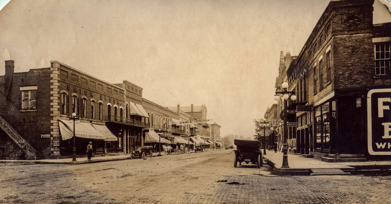 Businesses and Factories, street light, car, Cities and Towns, storefront, Iowa, Motorized Vehicles, automobile, Anamosa Library & Learning Center, Iowa History, Anamosa, IA, lamppost, Main Streets & Town Squares, history of Iowa