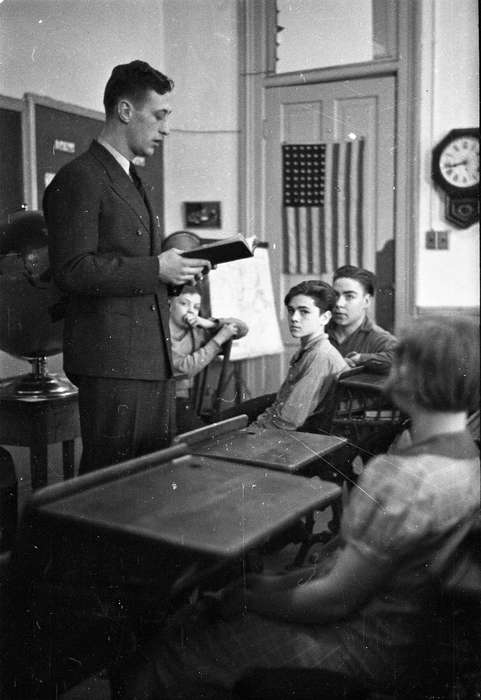 Iowa, american flag, clock, UNI Special Collections & University Archives, Schools and Education, uni, Children, university of northern iowa, Cedar Falls, IA, teacher, Labor and Occupations, classroom, history of Iowa, iowa state teachers college, Iowa History