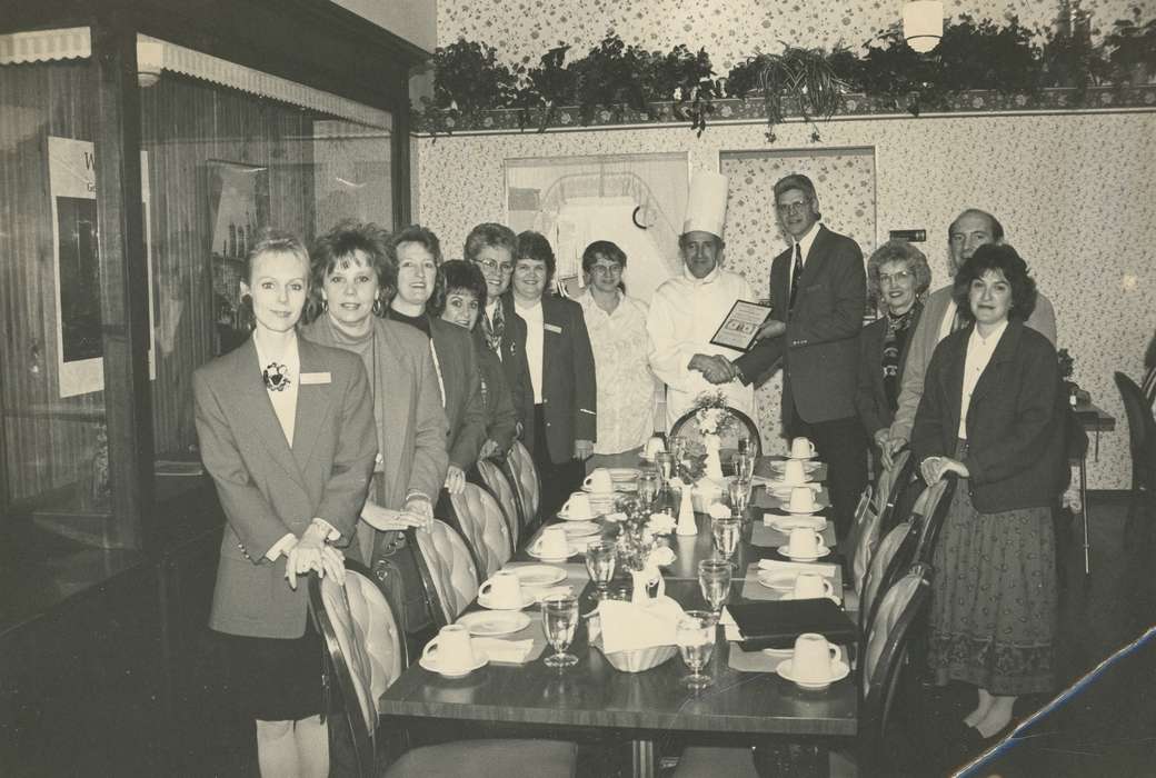 history of Iowa, Iowa History, Businesses and Factories, business opening, Iowa, restaurant, Food and Meals, Waverly Public Library, Labor and Occupations
