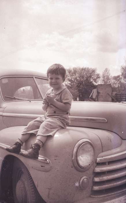 Lyon, Howard, Motorized Vehicles, Iowa History, Children, Iowa, history of Iowa, Portraits - Individual, car, Orange City, IA