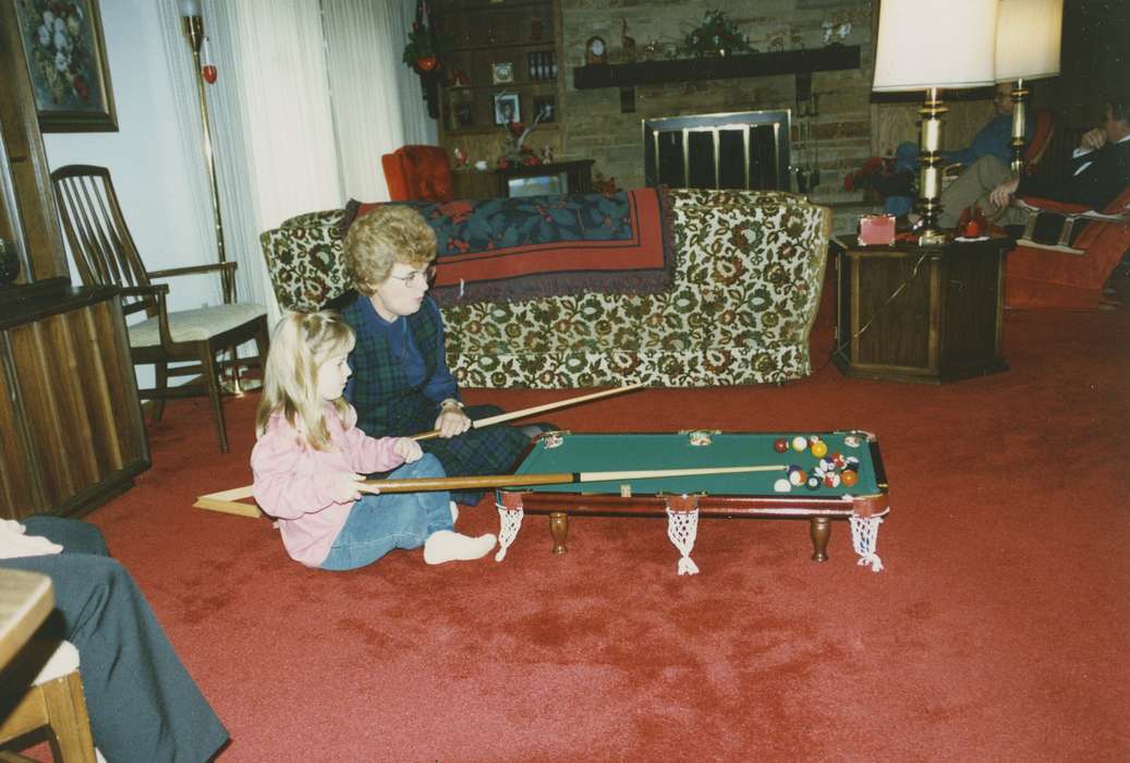 pool table, Iowa, billiard table, Leisure, Homes, Story City, IA, game, Hegland, Merlyn, history of Iowa, Iowa History