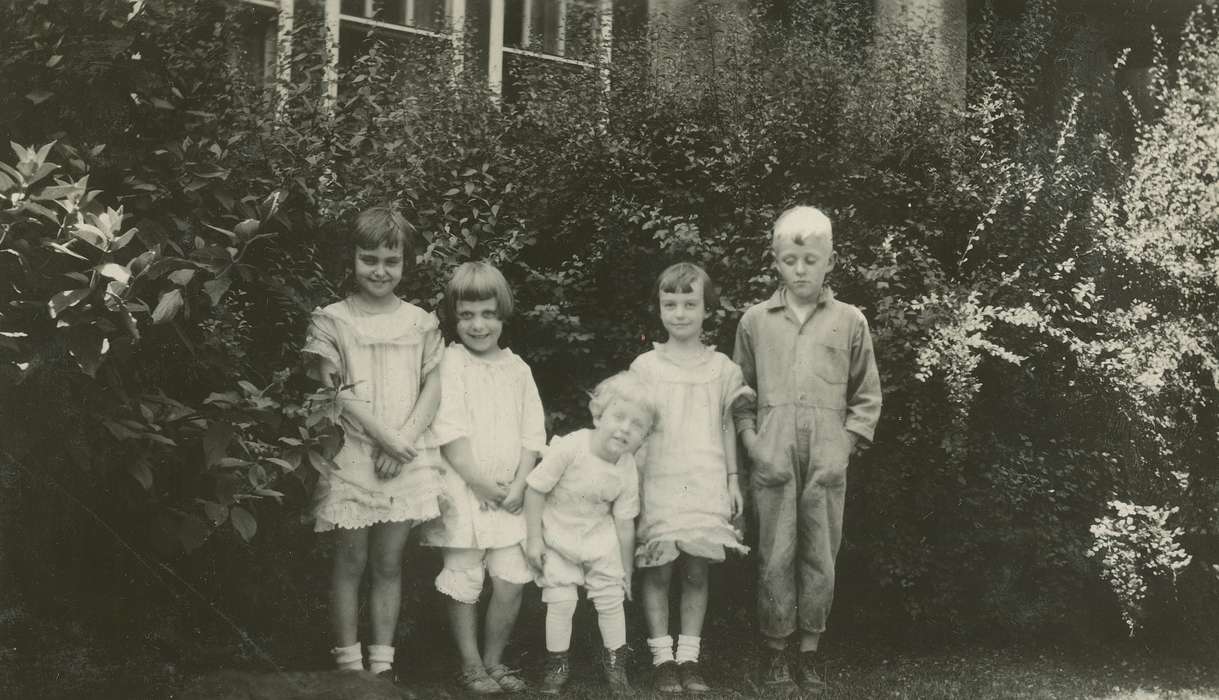 Portraits - Group, history of Iowa, Iowa History, Webster City, IA, garden, Iowa, McMurray, Doug, Children