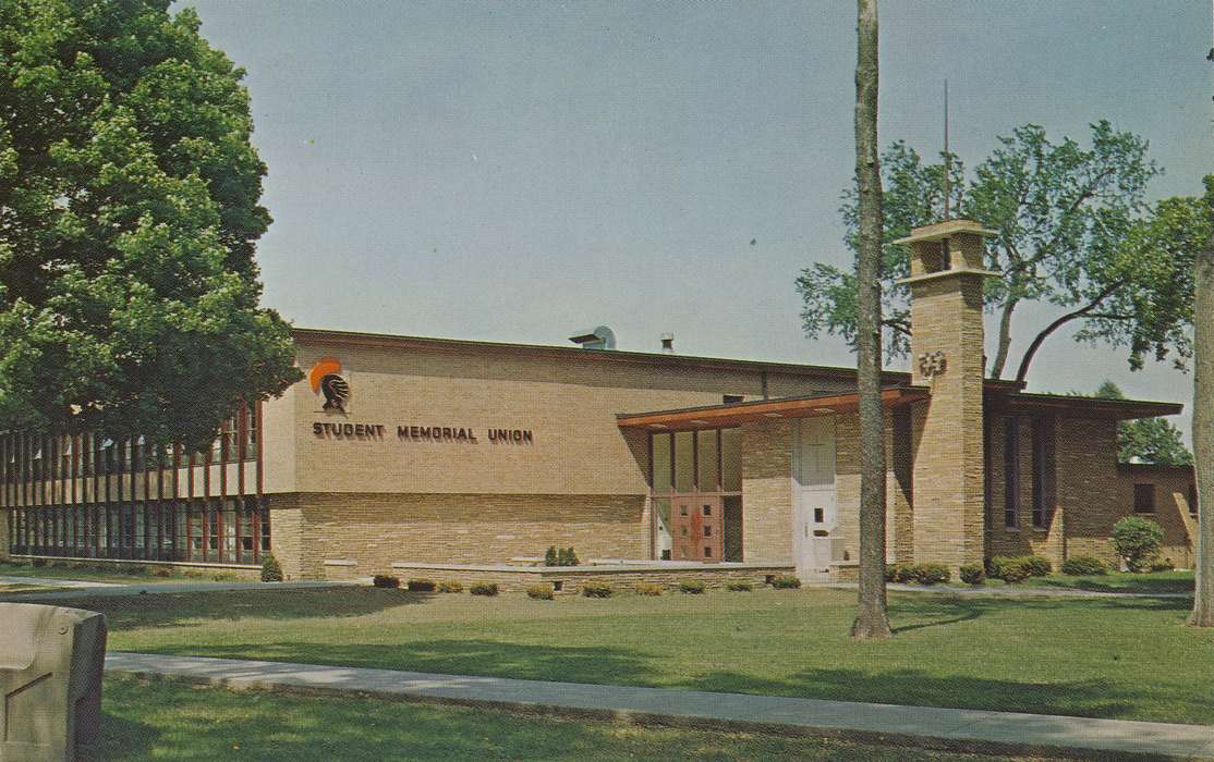 landscape, history of Iowa, Religious Structures, Iowa History, Businesses and Factories, brick building, Waverly, IA, student union, Iowa, Landscapes, Schools and Education, correct date needed, Waverly Public Library, wartburg college