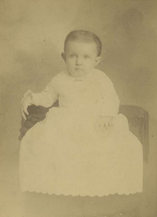 lace, history of Iowa, Iowa History, Grand Junction, IA, cabinet photo, Iowa, Olsson, Ann and Jons, Children, baby, Portraits - Individual