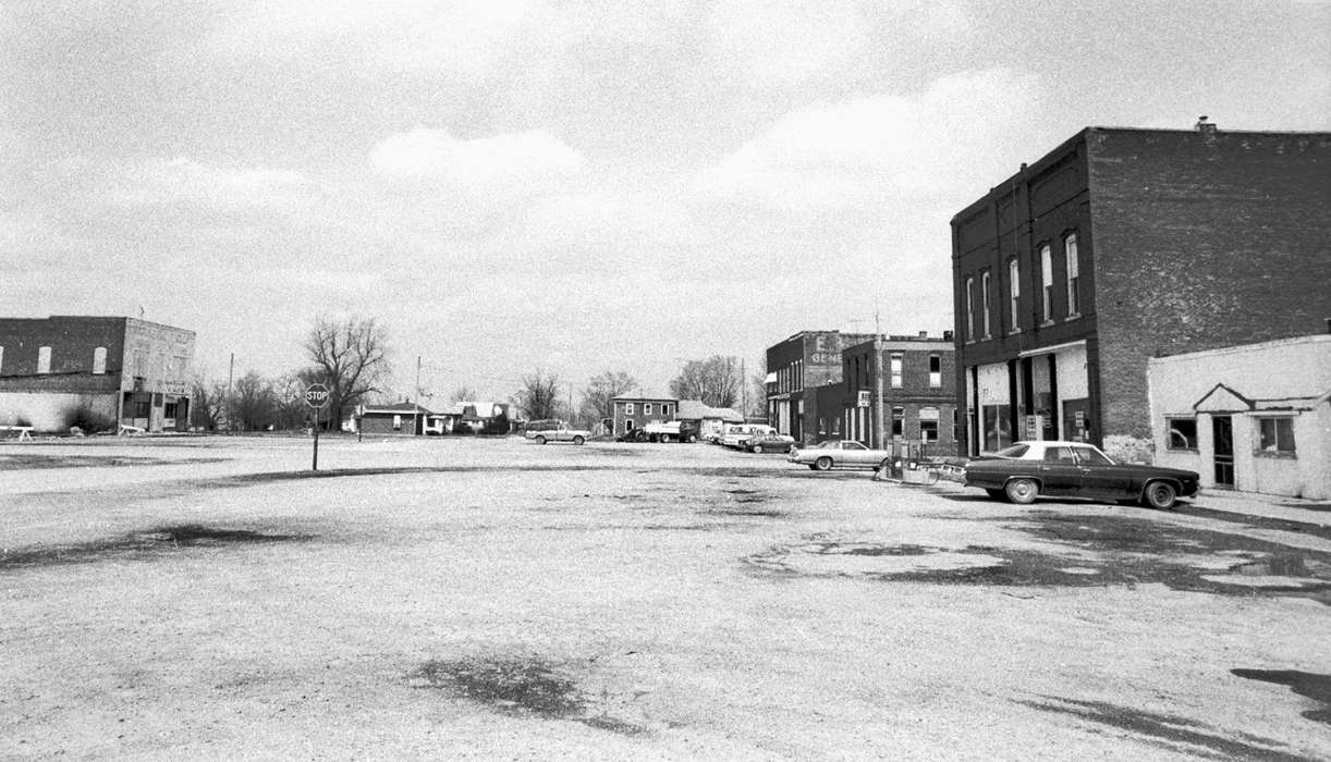 Businesses and Factories, car, Cities and Towns, storefront, dirt road, Motorized Vehicles, Iowa, parking lot, Iowa History, Lemberger, LeAnn, Cincinnati, IA, stop sign, Main Streets & Town Squares, history of Iowa