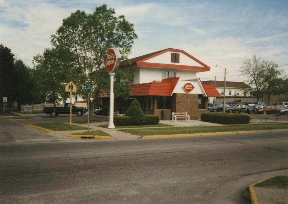 Cities and Towns, fast food, Waverly Public Library, restaurant, dairy queen, Iowa, history of Iowa, Iowa History, Businesses and Factories