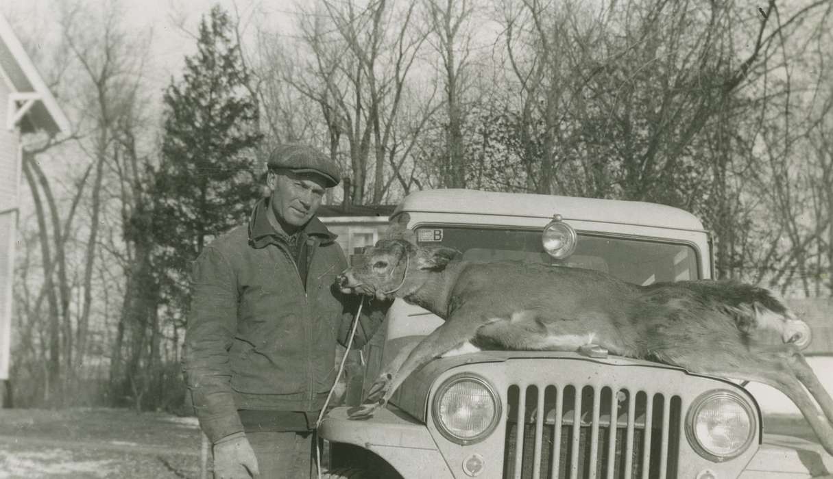 Outdoor Recreation, Iowa, Cedar Rapids, IA, deer, Animals, Appleget, Cathy, cap, car, Portraits - Individual, hunting, history of Iowa, Iowa History