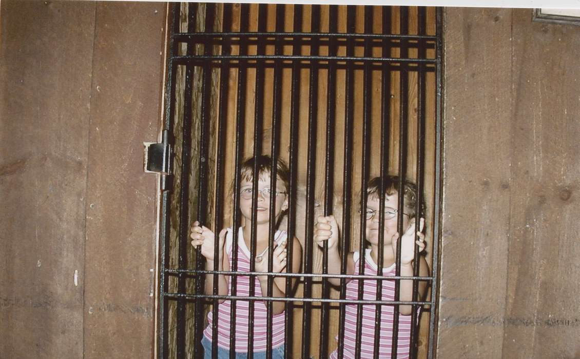 Travel, jail, prison, Wisconsin Dells, WI, history of Iowa, Iowa History, sisters, vacation, Prisons and Criminal Justice, Iowa, LeQuatte, Sue, wisconsin dells, Children
