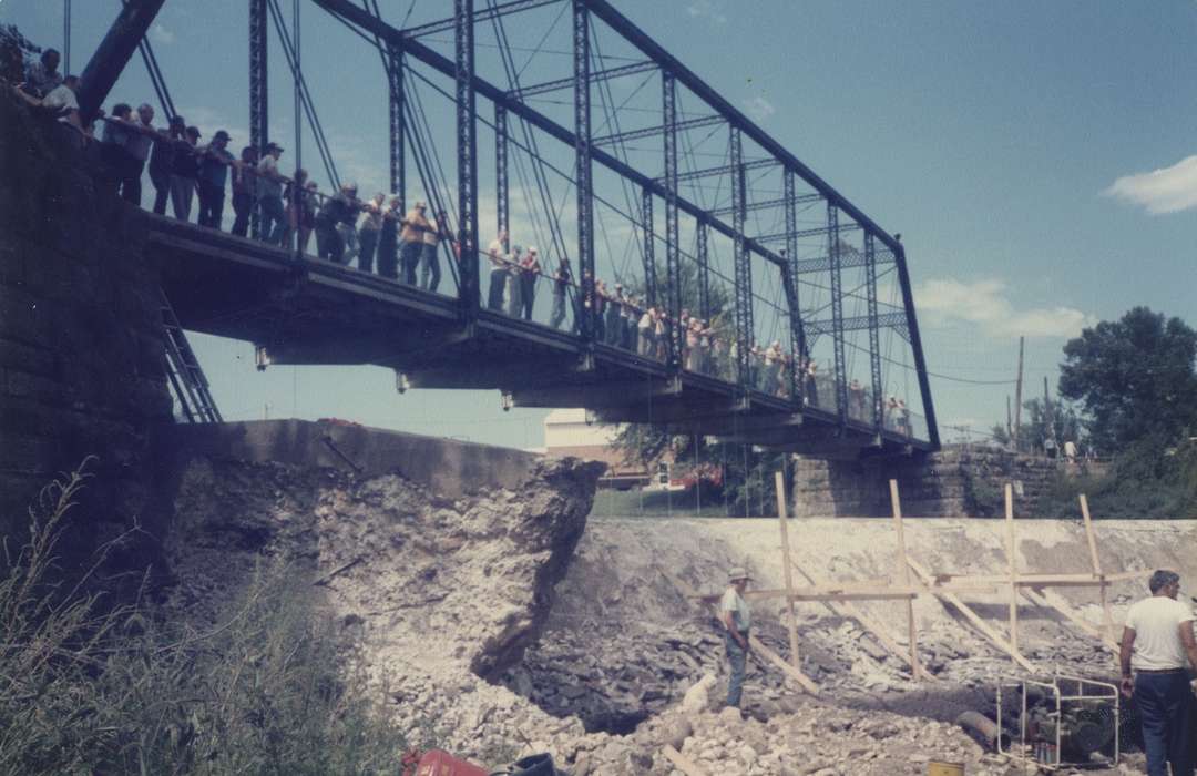 bridge, history of Iowa, Iowa History, Lakes, Rivers, and Streams, Iowa, Anamosa, IA, construction, Hatcher, Cecilia, Labor and Occupations