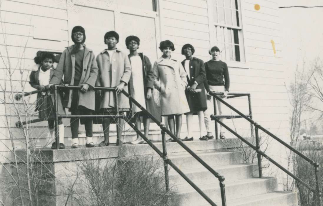 Portraits - Group, african american, Waterloo, IA, Iowa History, Iowa, Civic Engagement, Henderson, Jesse, Children, history of Iowa, People of Color