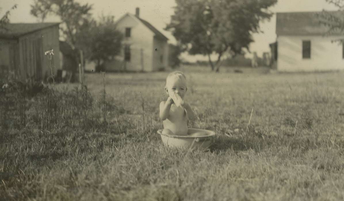 Travel, history of Iowa, Iowa History, NE, Iowa, McMurray, Doug, Children, baby, Portraits - Individual