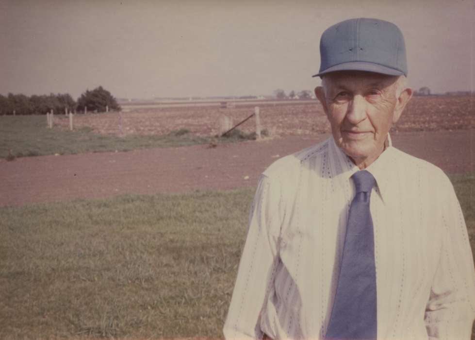 history of Iowa, Iowa History, field, Albion, IA, Siebring, Kathy, Iowa, Farms, hat, Portraits - Individual