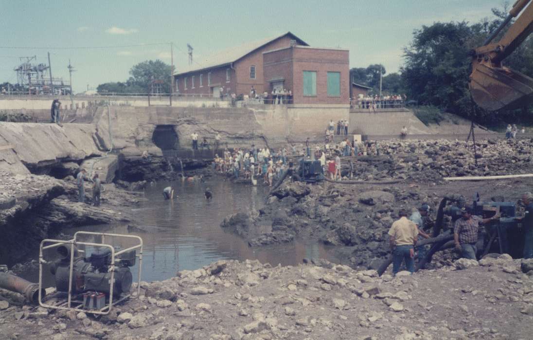 history of Iowa, Iowa History, Lakes, Rivers, and Streams, Iowa, Anamosa, IA, construction, Hatcher, Cecilia, Labor and Occupations