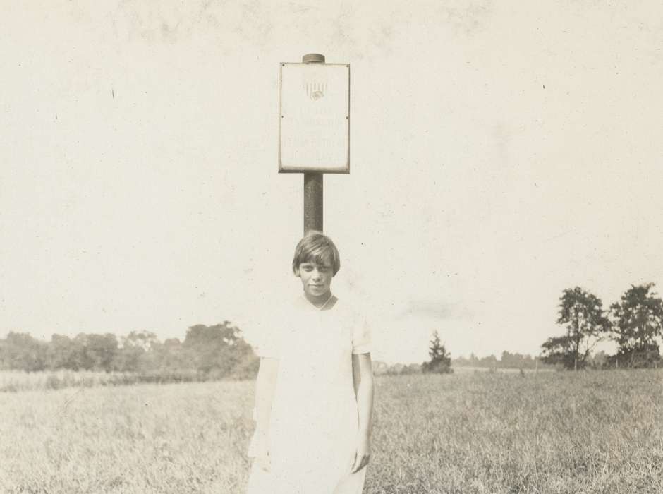 Travel, history of Iowa, Iowa History, girl, state park, McMurray, Doug, Manalapan, NJ, Iowa, monument, sign, Children