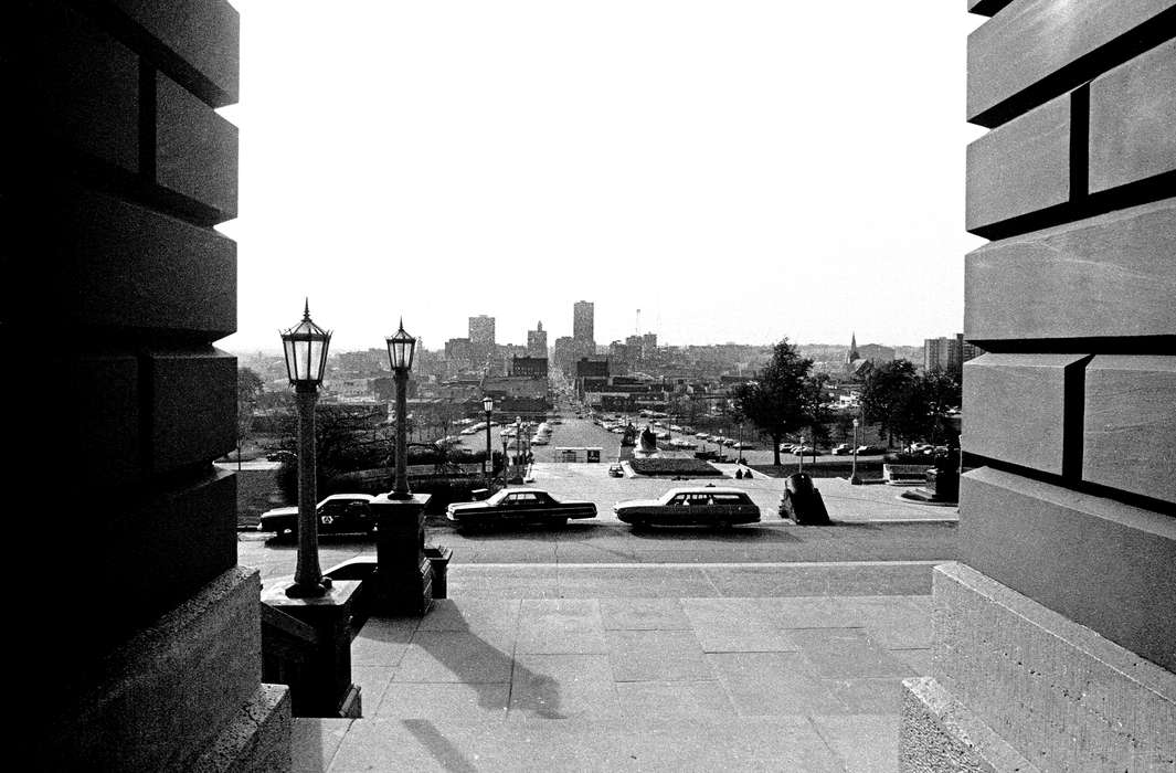 street light, car, Cities and Towns, Iowa History, Iowa, skyline, Motorized Vehicles, Lemberger, LeAnn, Des Moines, IA, history of Iowa, Main Streets & Town Squares, steps