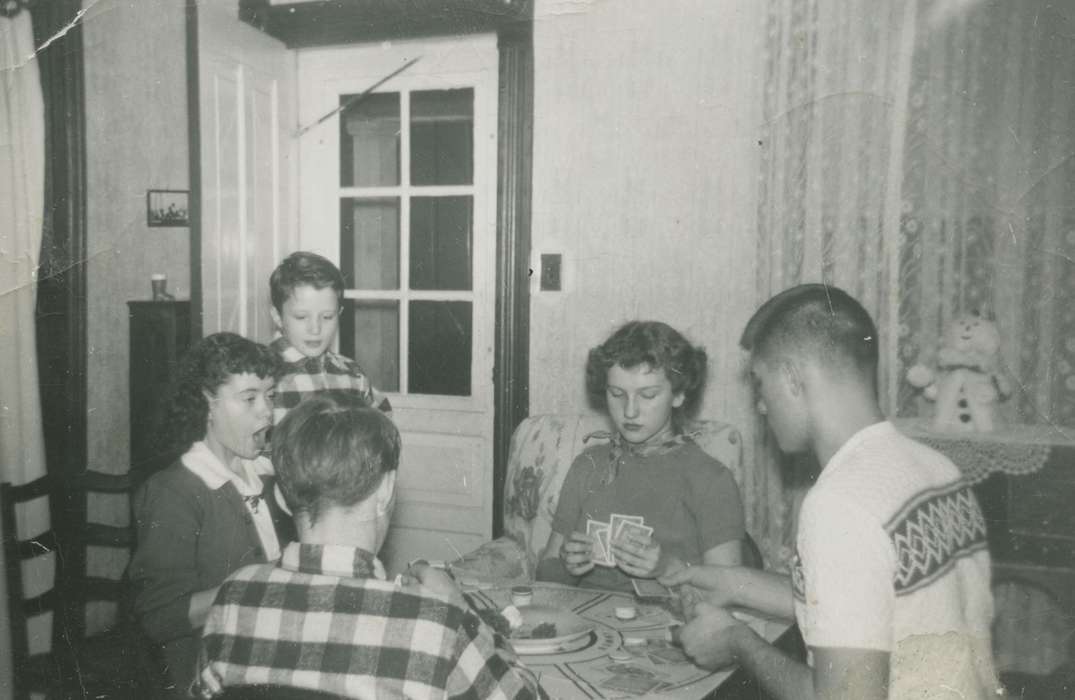 IA, Iowa, Families, Leisure, Children, Homes, history of Iowa, Burk, Susan, game, cards, friends, Iowa History