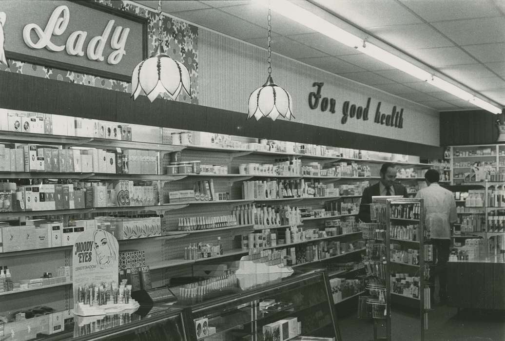 history of Iowa, Iowa History, light, Businesses and Factories, makeup, Iowa, Cities and Towns, cosmetics, Waverly Public Library, lamp