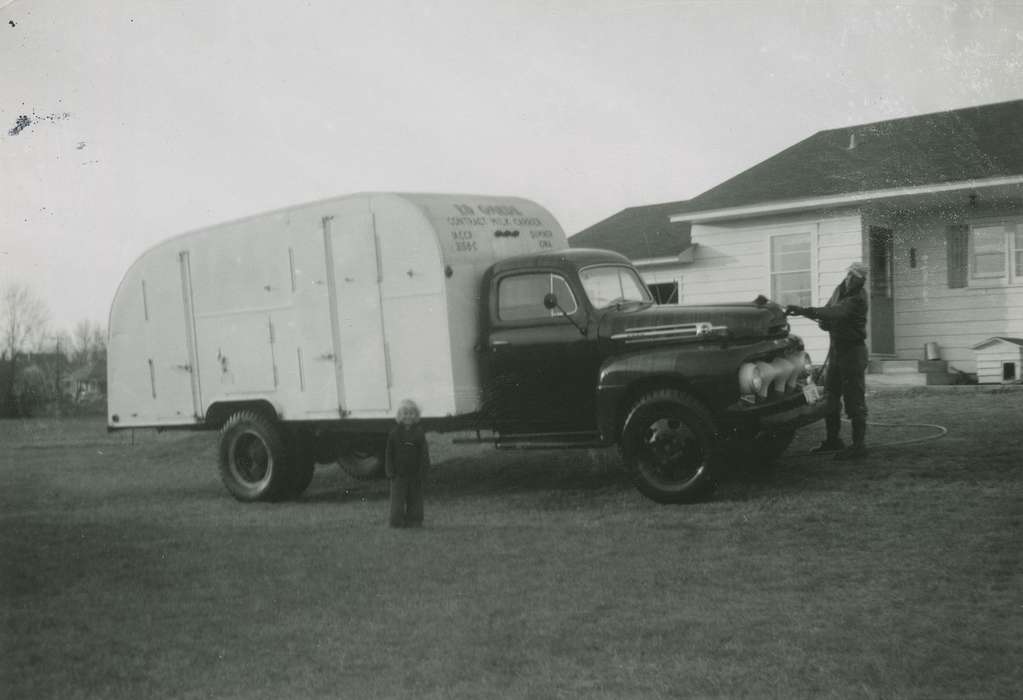 Portraits - Group, Sumner, IA, Gaede, Russell, Iowa History, Iowa, Labor and Occupations, truck, Children, history of Iowa