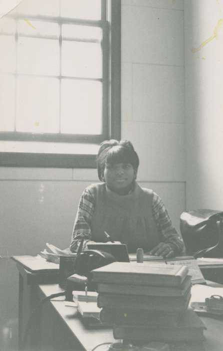 african american, People of Color, history of Iowa, Iowa History, woman, book, Civic Engagement, Henderson, Jesse, Iowa, desk, Waterloo, IA, Labor and Occupations, Portraits - Individual