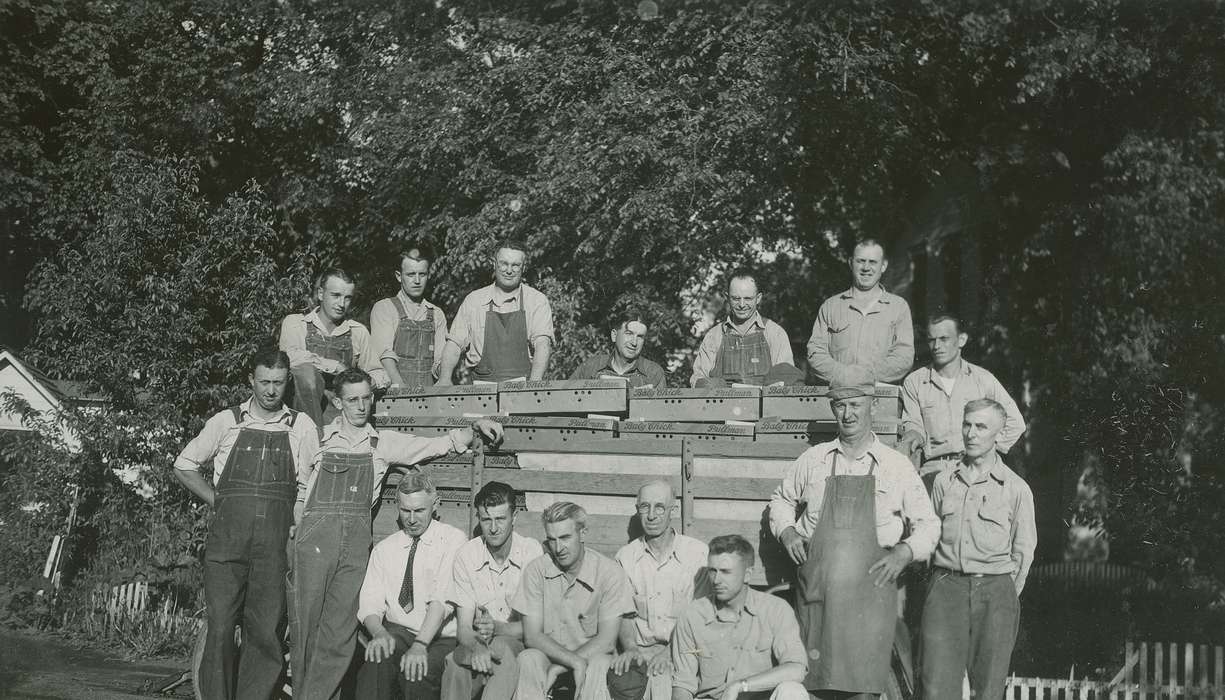 Portraits - Group, history of Iowa, hatchery, Iowa History, Webster City, IA, overalls, Iowa, McMurray, Doug, apron, box, Labor and Occupations