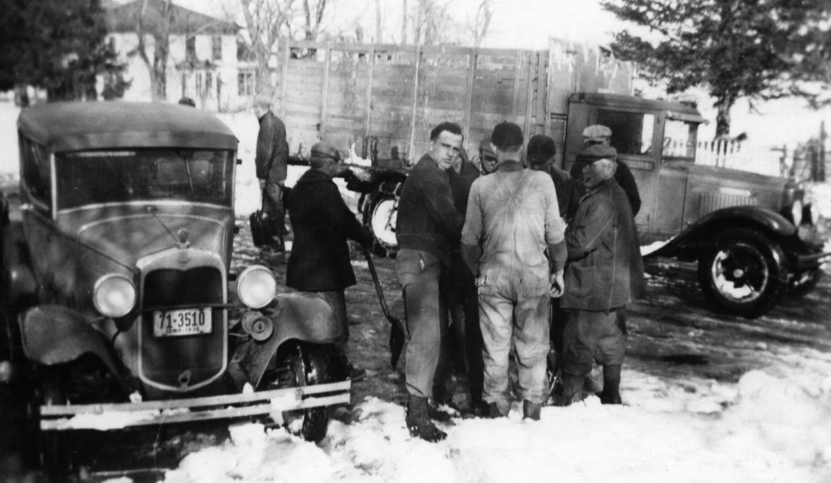 Cedar Falls, IA, history of Iowa, Iowa History, Winter, truck, Motorized Vehicles, car, Walker, Erik, Iowa, Farms, snow
