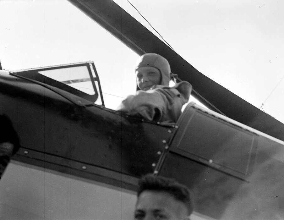 autogiro, history of Iowa, Iowa History, Ottumwa, IA, Motorized Vehicles, Iowa, Lemberger, LeAnn, amelia earhart, Portraits - Individual