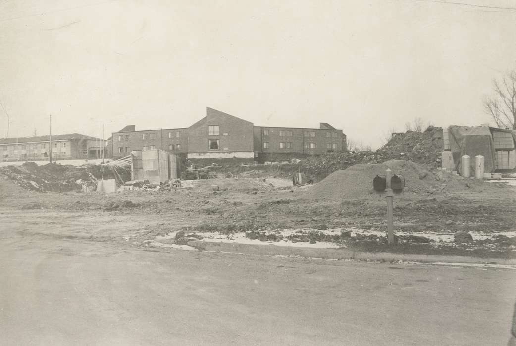 construction, history of Iowa, Homes, Waverly, IA, Waverly Public Library, Iowa, mailbox, building, road, Iowa History, correct date needed, Cities and Towns, dirt