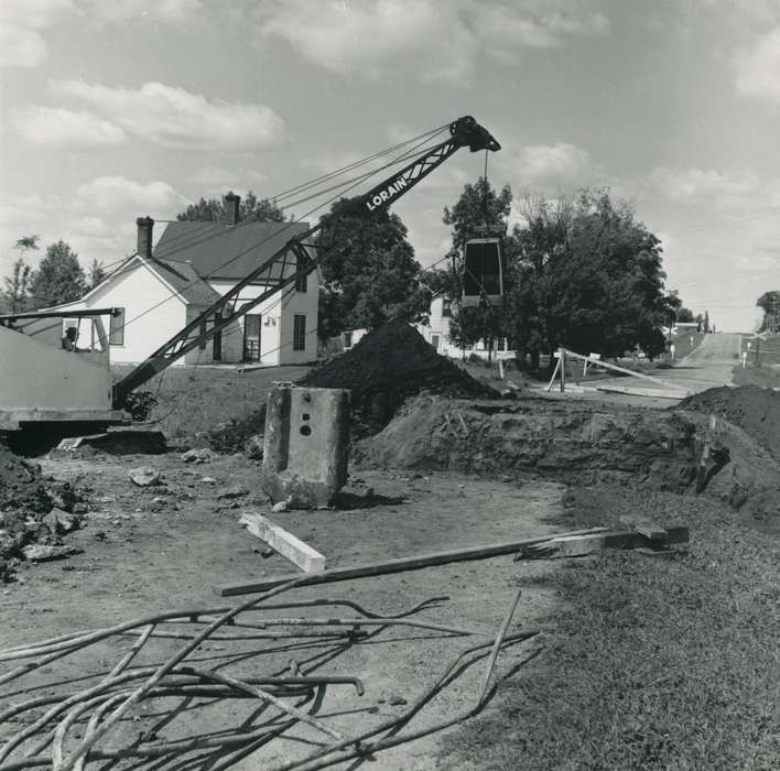 construction, crane, construction materials, history of Iowa, Waverly Public Library, Waverly, IA, Iowa, Iowa History, dirt, Labor and Occupations