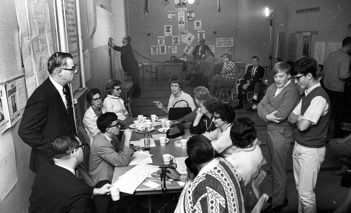 elderly, Iowa History, Ottumwa, IA, history of Iowa, Lemberger, LeAnn, Civic Engagement, cigarette, Iowa, coffee, vote, Food and Meals