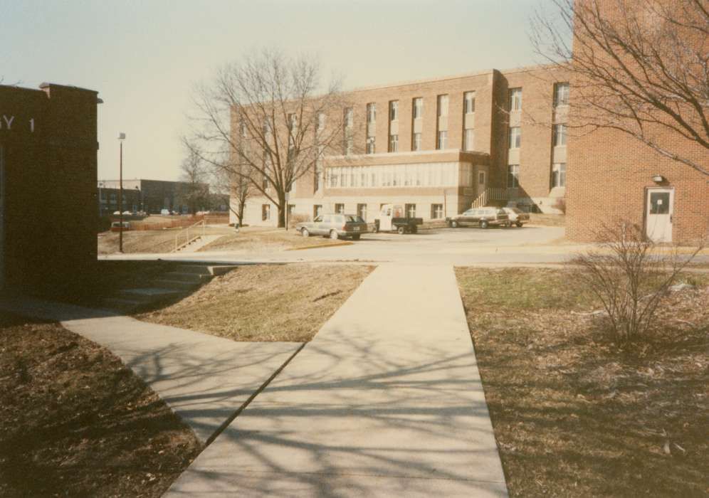 Cedar Falls, IA, history of Iowa, Iowa History, uni, car, baker hall, UNI Special Collections & University Archives, Iowa, Schools and Education, university of northern iowa