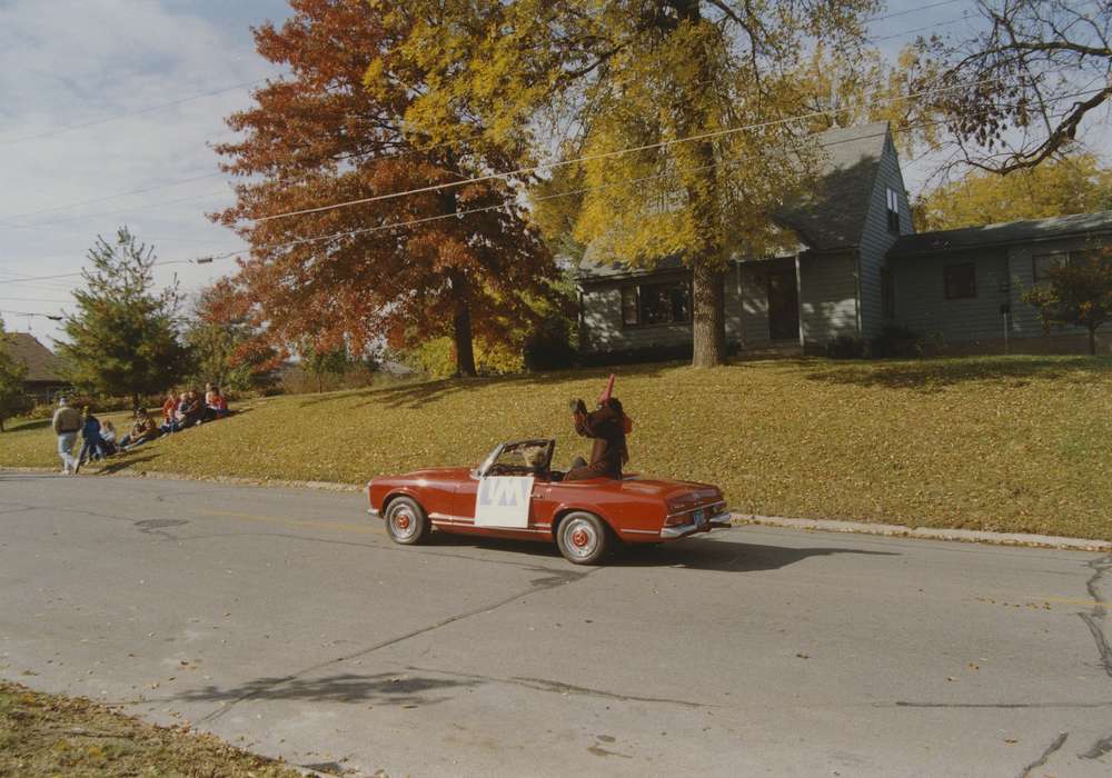 Civic Engagement, Fairs and Festivals, history of Iowa, Iowa, parade, uni, Cedar Falls, IA, cars, University of Northern Iowa Museum, Iowa History, university of northern iowa, Schools and Education